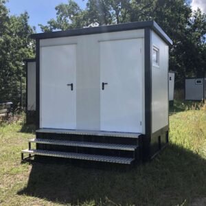 Contêiner sanitário – WC + chuveiro + tanque