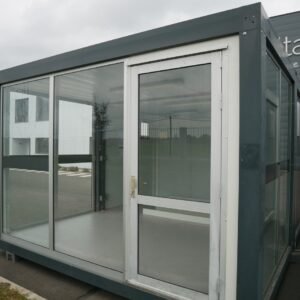 Módulo pré-fabricado de 18 m²